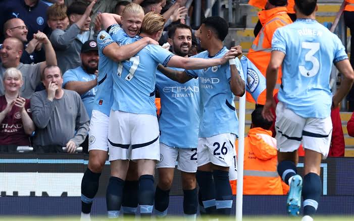 Savinho e Haaland brilham, e Manchester City vira sobre o Ipswich Town na Premier  League