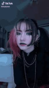 Apr 26, 2021 · the latest tweets from taylor nicole dean (@taylorndean). Goth Kiss Gifs Tenor