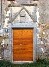 Porte D Entree 2 Vantaux A Lames Irregulieres Clous Entree Portes