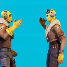 Free fire busca ser más agresivo y fortnite más estratégico. Como Obtener El Emote Gratis Para Miembros De Fortnite Crew