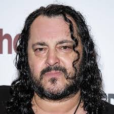 Erica Ryland's Instagram, Twitter & Facebook