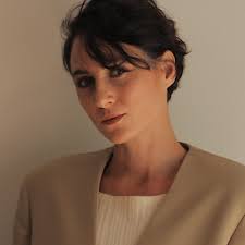 Stylist: Katie Keyes