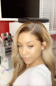 Black And Honey Blonde Wig Best Hair Color For Dark Skin Women 32 Photos 2020 Inspired Beauty Honey Blonde Hair Hair Color For Dark Skin Long Hair Styles