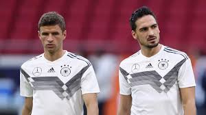 Born 16 dizember 1988) is a german fitbawer who plays as a central defender for the german club borussia dortmund an the german naitional fitbaw team. Football News Thomas Muller And Mats Hummels Back In Germany Squad For Euro 2020 As Exile Is Ended Eurosport