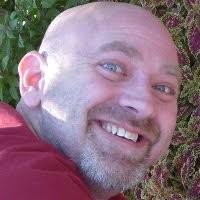 90+ "Tom Lion" profiles