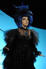 Monostatos, a blackamoor and chief of the slaves, orders the slaves to chain her and leave him alone with her. Mozarts Zauberflote Im Rostocker Volkstheater Rostock Heute