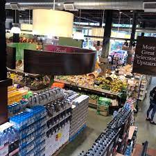 This is a well known super market in the throggs neck section of the bronx. Super Foodtown Washington Heights New York Ny