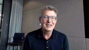 Before gaining fame in the netherlands, jansen became a fixture in the constellation of artists associated with los angeles. Hamburger It Strategietage Webasto Cio Rechnet Mit Digitalisierungswelle Cio De