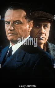 USA. Jack Nicholson, Danny DeVito, Brad Dourif, Vincent Schiavelli, William  Duell, Sydney Lassick, Mews Small, and Delos V. Smith Jr. in a scene from  ©United Artists film : One Flew Over the