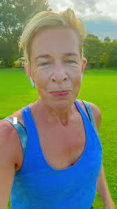 Katie Putney's Instagram, Twitter & Facebook