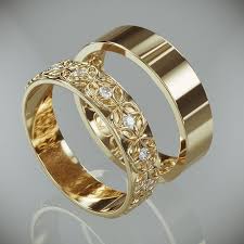 14k Gold Celtic Flower Woman Wedding Ring Set With Diamonds Etsy In 2020 Wedding Ring Sets Celtic Wedding Rings Wedding Rings For Women
