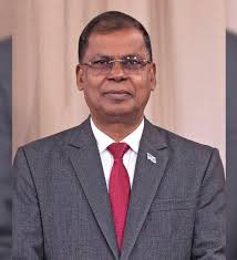 YUMI TOKTOK RIGHT. . & LOVE   QUOTES