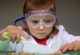 New Building for Kids exhibit makes little scientists