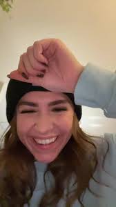 Savannah Ray (@savannahslawter)