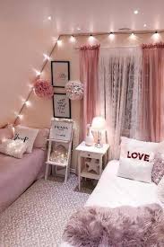 Whether you're redecorating your bedroom for changing seasons, a growing family, house guests or just a style refresh, our list of tips goes on and… Decoracion De Tu Primer Departamento Decoracion De Apartamentos Ideas Para Decorar Mi Primer Departamento Bedroom Design Tween Girl Bedroom Bedroom Decor