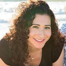 Carrie Benjamin's Instagram, Twitter & Facebook