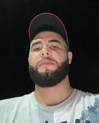 Daniel Almendarez's Instagram, Twitter & Facebook