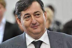 Vinculación con empresas de meszaros lorinc. Tenyleg Megveszi A Tigazt Meszaros Lorinc Tozsdei Megacege Mfor Hu