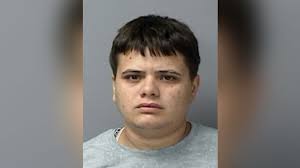 A la cárcel mujer que amenazó a su madre con un cuchillo en Arecibo Vea la  noticia en el primer comentario: