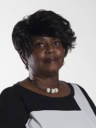 Welding students assist South Milwaukee High School robotics team