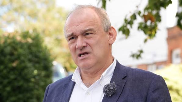 Farage and Tories should apologise to protesters' - Ed Davey
