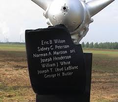 Hank, Halifax monument 'Verzet, Vrijheid, Victory'