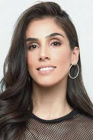 Lili Torres's Instagram, Twitter & Facebook