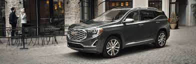 I just bought a 2013 ford focus about 2 weeks ago and i'm enjoying it a lot. Gmc Terrain Vs Honda Cr V Vs Ford Escape Andy Mohr Gmc