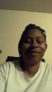 Andrea Isom (@andreaisom)