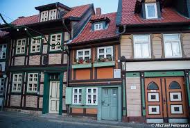 Das kleinste haus steht in wernigerode und ist ein sozialgeschichtliches kulturdenkmal. Wernigerode Kleinstes Haus