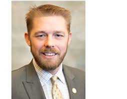 Revak jumps to Peltola team to become state director