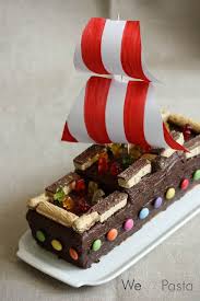 Leinen Los Piratenschiff Kuchen Fur Kleine Und Grosse Kinder Piratenschiff Kuchen Kinder Kuchen Geburtstagskuchen Kind