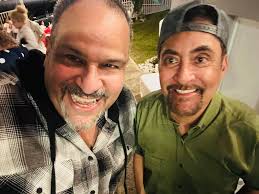 Felicidades al Buho loco Cumpleaños hoy UN ABRAZO DIA DE REYES