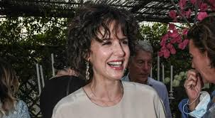 Based in italy but working worldwide, irene ferri helps businesses giving form to their ideas, working through digital marketing and content creation. Iwel17k8hrkiom