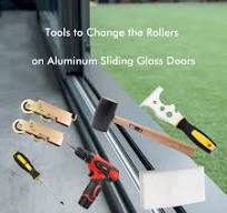 Amazon.com: Rodillos deslizantes de puerta de patio de repuesto para  puertas de vidrio de aluminio, soporte F-Tab , rodamiento de bolas de acero  de ...