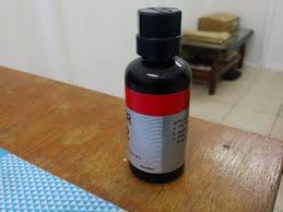 Tak tahulah gam jenis apa yang digunakan. Tukar Cermin Yang Tidak Professional
