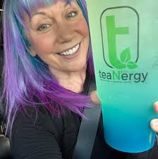 I love this liquid rainbow effect!!!! The one