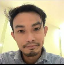 Billy Idol with "Eyes Without A Face". Billy Idol, born William Michael  Albert Broad