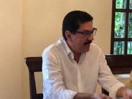 Oaxaca — alors qu'un calme précaire règne sur la ville d'oaxaca, dans le sud du mexique, de multiples pressions s'exercent sur le gouverneur de l'état du même nom, ulises ruiz, pour le forcer à. Presume Ulises Ruiz Sus Obras Publicas Tengo Mas Que Diodoro Jose Murat Gabino Y Alejandro Asegura Libertad Oaxaca