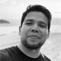 200+ perfiles de «Aron Chavez»