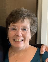 Diane Oneil's Instagram, Twitter & Facebook