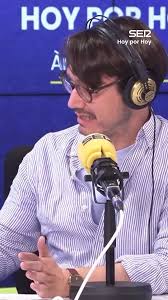 Mona León Siminiani ha dirigido la adaptación de #Mujercitas para el  #CuentoDeNavidadDeLaSER : "es un proceso arduo porque la novela tiene 800  páginas y es muy difícil condensarla en una hora y