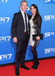 The gymnast and dancing on ice star, 34, announced the happy news on instagram to… Beth Tweddle Baby Olympic Gymnast Announces Exciting News What An Unbelievable Feeling Celebrity News Showbiz Tv Express Co Uk