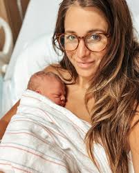 AMANDA LASSITER, MSW, LCSW (@theknownmama) · Instagram 照片和视频