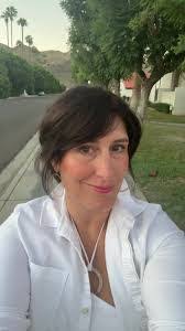 Renee Demars's Instagram, Twitter & Facebook