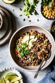 One Pan Mexican Quinoa Vegan Gluten Free Recipe Quinoa Recipes Healthy Recipes Healthy Weeknight Dinners