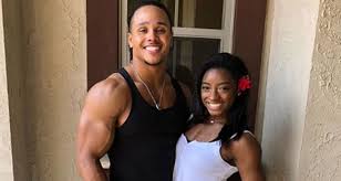 Simone arianne biles is an american artistic gymnast. Simone Biles Gets A Sweet Surprise From Her Boyfriend Watch Now Simone Biles Stacey Ervin Jr Just Jared Jr