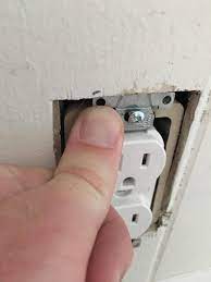 Which outlet is not working? Top Of Outlet Not Pressing Against Wall Itectec