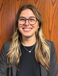 Taylor Ellsworth's Instagram, Twitter & Facebook