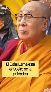 Dalai Lama besa a niño en la boca 😡 y después de disculpa 🙄 #dalailama  #dalailamacrisis #dalailama🙏🙏 #metooguru